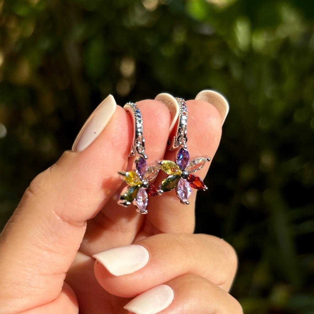Multicolor Floral Drop Earrings - Picture 5 of 6